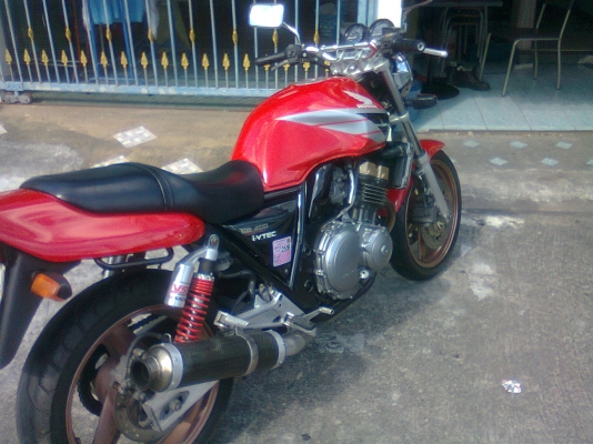 ต้องการขายcb400ปี94ทะเบี้ยนแท้โอนขนส่งได้เลยครับ