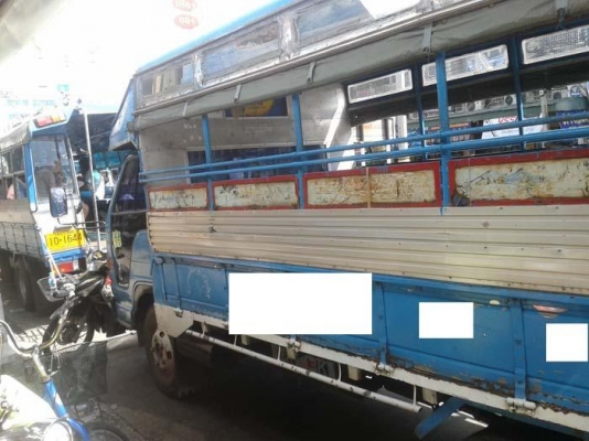 ขายด่วนหกล้อโดยสารสภาพดี เครื่อง 110 แรง Isuzu Tel. 088-4501277