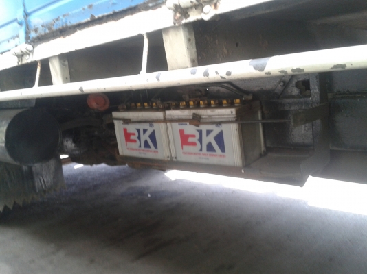 ขายด่วนหกล้อโดยสารสภาพดี เครื่อง 110 แรง Isuzu Tel. 088-4501277