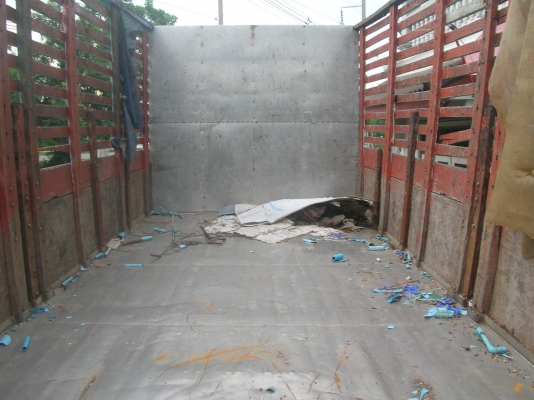 ราคาเท่าไรว่าไปคับ***ขายด่วนๆๆ ถูกๆๆ กระบะไม้คอกสูงพื้นสแตนเลสตามสภาพ***