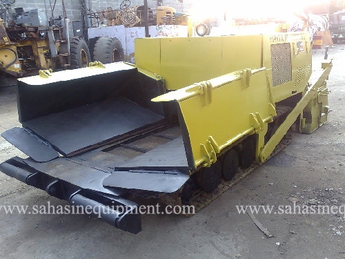 รถปูยาง  AF300WHS บจก.สหสินอีควิปเม้นท์ โทร.081-5851880, 02-5168100-1 www.sahasinequipment.com