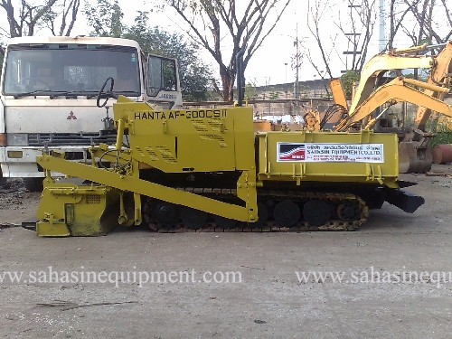 รถปูยาง  AF300WHS บจก.สหสินอีควิปเม้นท์ โทร.081-5851880, 02-5168100-1 www.sahasinequipment.com