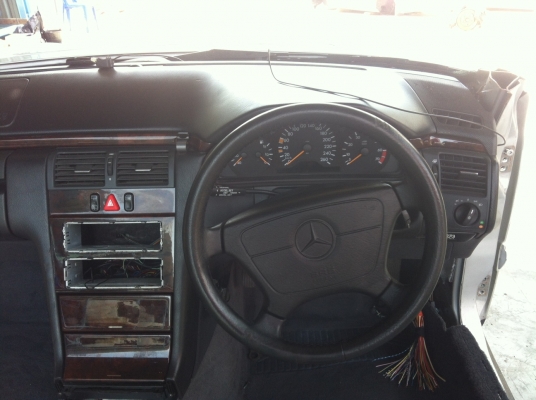 ขายหัวตัดพร้อมเครื่องยนต์ MERCEDES BENZ E240 เกียร์ออโต พาร์ทแท้นำเข้าจากญี่ปุ่น!!!! ขายหัวตัดพร้อมเครื่องยนต์ MERCEDES BENZ E240 เกียร์ออโต พาร์ทแท้นำเข้าจากญี่ปุ่น!!!!