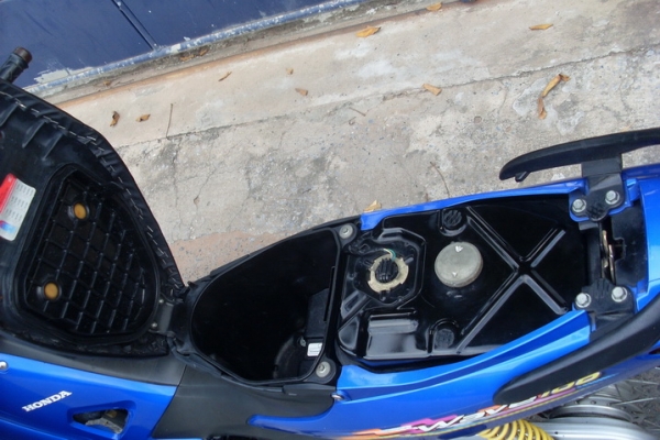 เวฟ100ubox สตาทมือ เดิมๆเงียบๆ