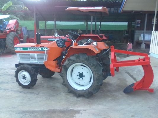 จัดมาแบบแพคคู่สองเพลาสองคันครับ คูโบต้าL2002DT-L2602DT สวย ถูก ดี