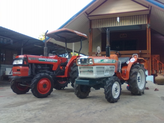 จัดมาแบบแพคคู่สองเพลาสองคันครับ คูโบต้าL2002DT-L2602DT สวย ถูก ดี