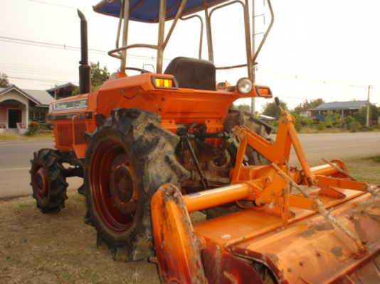 ลุงสมนึก โพธิ์ศรี ต.ยางสาว มัดจำแล้วครับกำลังทำเรื่อง ธกส.วิเชียรบุรี ลุงสมนึก โพธิ์ศรี ต.ยางสาว มัดจำแล้วครับกำลังทำเรื่อง ธกส.วิเชียรบุรี