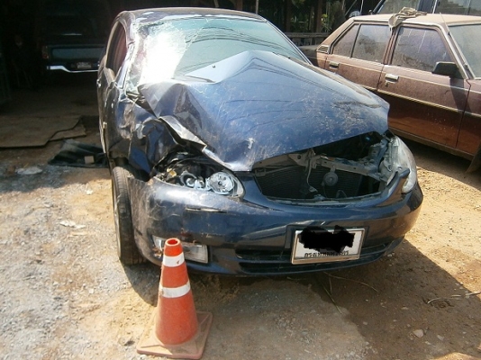 ขออนุญาติ ขายรถอุบัติเหตครับ 081-142-7881 ขออนุญาติ ขายรถอุบัติเหตครับ 081-142-7881