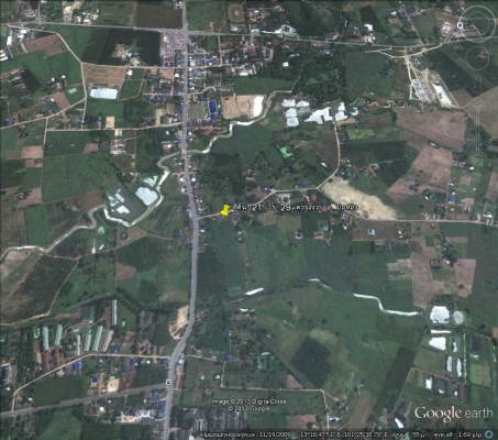 ขายถูก ถึงวันที่  11 พค 56 นี้ ที่ดินเนื้อที่ 21 ไร่ 29 ตารางวา อยู่ห่างจากตลาด อ.บ่อทอง เพียง 800 ม.