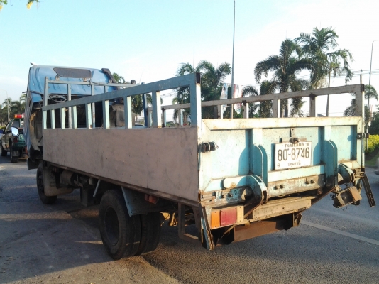 ISUZU KT26 เครื่อง100แรง หัวกระดกได้ ฝาท้ายเปิดปิดไฮโดลิค มีอิงโฟคหลัง