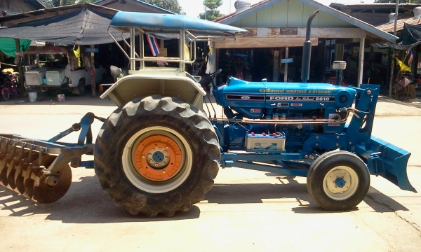 **ขายรถไถฟอร์ด6600เสื้อลายพร้อมใบดันและผานเจ็ดยี่ห้อไคเฮงหลีครับ** **ขายรถไถฟอร์ด6600เสื้อลายพร้อมใบดันและผานเจ็ดยี่ห้อไคเฮงหลีครับ**