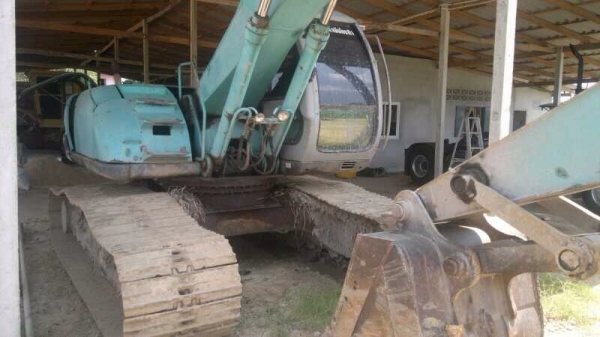 ขายด่วน!! KOBELCO SK200 -5 สภาพสวยค่ะ พร้อมใช้งานที่สุด เอกสาร invoic สนใจติดต่อ ญาดา 082-4487788 ขายด่วน!! KOBELCO SK200 -5 สภาพสวยค่ะ พร้อมใช้งานที่สุด เอกสาร invoic สนใจติดต่อ ญาดา 082-4487788
