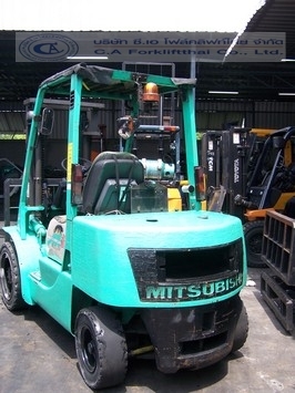 ขาย รถโฟล์คลิฟท์ MITSUBISHI รุ่น FD30