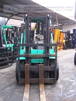 ขาย รถโฟล์คลิฟท์ MITSUBISHI รุ่น FD30