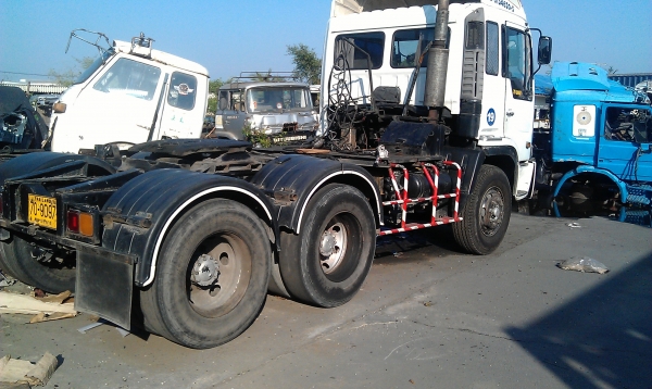 ขายรถหัวลากHINO 10 ล้อพร้อมใช้งาน