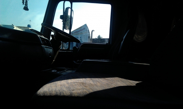 ขายรถหัวลากHINO 10 ล้อพร้อมใช้งาน