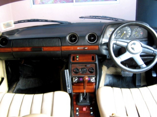 w123 เครื่อง1jz ติดแก๊ส LPG สภาพดีสีสวยๆ w123 เครื่อง1jz ติดแก๊ส LPG สภาพดีสีสวยๆ