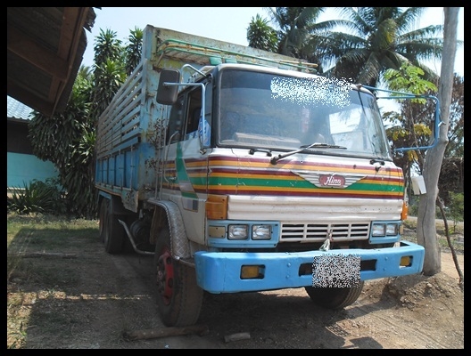 สิบล้อ F 18 2เพลาดั้ม สภาพดี สวยๆ