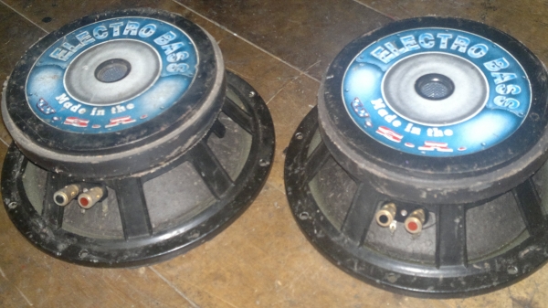 ขายลำโพงซับติดรถยนต์ดอก10นิ้วโครงหล่อ usa