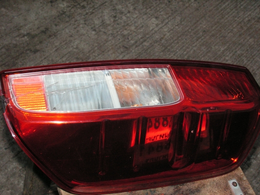 โคมไฟท้ายนาวาร่าข้างขวา โคมไฟท้ายนาวาร่าข้างขวา