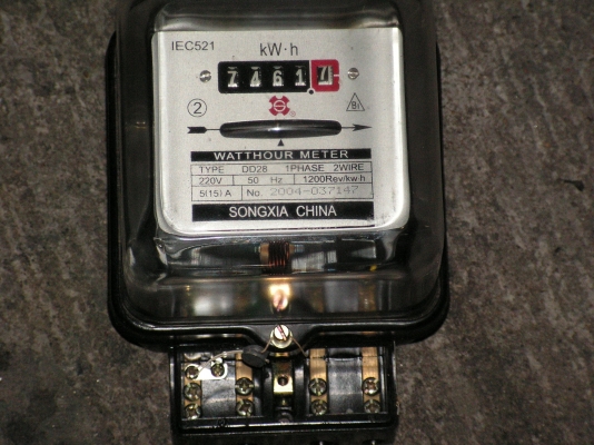 มิเตอร์ไฟ4ลูก500บาท(พี่ที่อยู่ดอนเมืองรับไปดูเเลต่อเเล้วครับ)