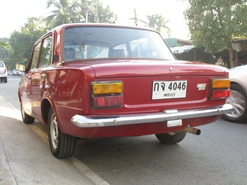 *** ขาย/แลก รถเฟียต 124 เครื่องนิสสัน แอร์เย็น พร้อมใช้ ***