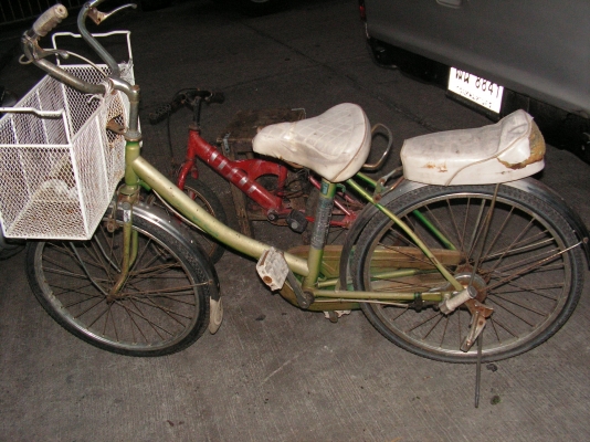 จักรยาน2คัน 1000บาท(พี่ที่อยู่มีนบุรีรับไปดูเเลต่อแล้วครับ)