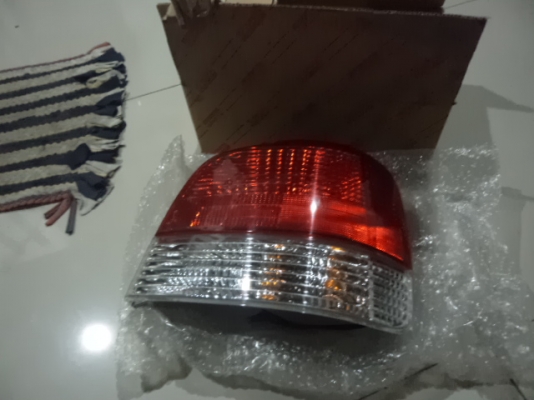 ขายไฟท้าย ข้างขวา สปอตไลเดอร์ ของแท้ใหม่เก่าเก็บ