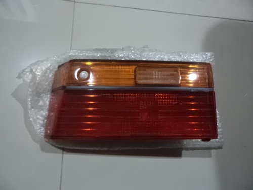 ขายไฟท้าย ข้างขวา สปอตไลเดอร์ ของแท้ใหม่เก่าเก็บ