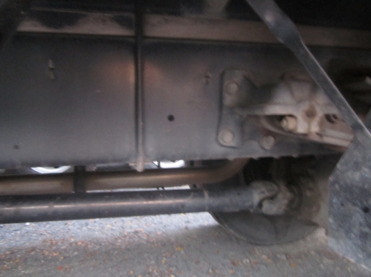 FTR-33P2-รถห้างปี47-ตู้10บานไม่มีเสากลาง-รถสวยสภาพพร้อมใช้ FTR-33P2-รถห้างปี47-ตู้10บานไม่มีเสากลาง-รถสวยสภาพพร้อมใช้