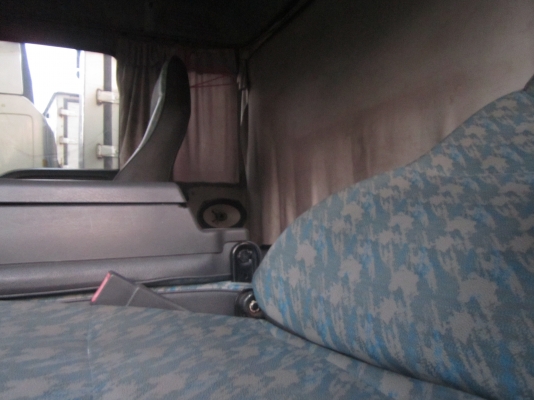 FTR-33P2-รถห้างปี47-ตู้10บานไม่มีเสากลาง-รถสวยสภาพพร้อมใช้ FTR-33P2-รถห้างปี47-ตู้10บานไม่มีเสากลาง-รถสวยสภาพพร้อมใช้