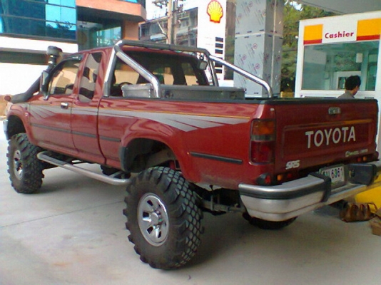 ขาย โช๊ก+โตงเตง โตต้า ยก 7 นิ้ว และไฟ แรนโรเวอร์ 6 ดวง กันชนหลัง อโลมิเนียมมือสองยี่ป่น