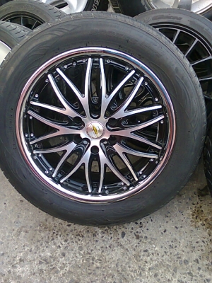 ขายล้อขอบ20พร้อมยาง TOYOปี11สวยถูกถูกครับ 0806260417