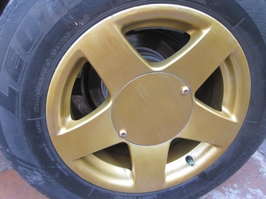 ISUZU  อีซูซุ ปี 89  สีขาวเดิม 4 ประตู  MAX 15 ราคา 159,000 บาท