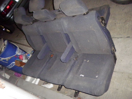 ขายเบาะรถตู้ โฟร์ค สวาเก้น 3ตัวติด/ขากลาง 2แถว ** 2600