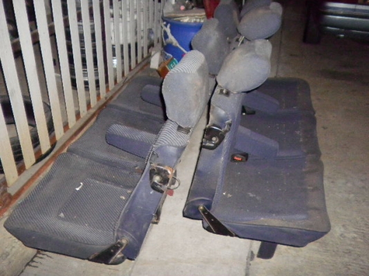 ขายเบาะรถตู้ โฟร์ค สวาเก้น 3ตัวติด/ขากลาง 2แถว ** 2600