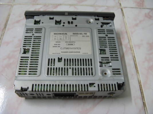 ราคาแล้วแต่คนซื้อ!! เครื่องเล่นวิทยุ, CD ของ Honda City กับ Equalizer ของ Alpine ใช้กับ front ของ Alpine ครับ