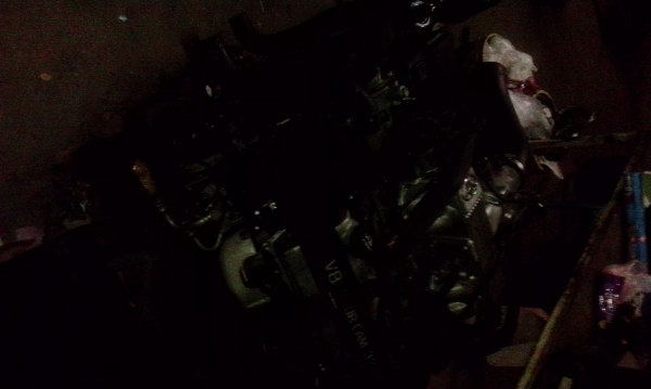 ขายเครื่อง1.UZ พร้อมเกียร์  .สภาพสวย ท่อนํ้านวนๆ