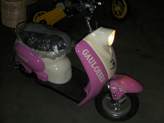 รถไฟฟ้า24Vสำหรับเด็กผู้หญิง รับน้ำหนักได้70kg