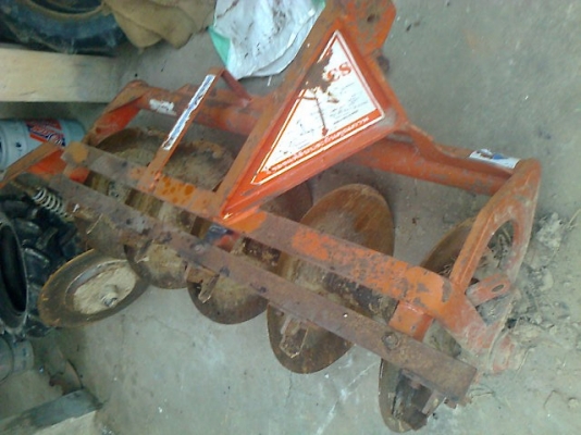 ขายด่วนผานพรวน 5 ใบ บัว 12 คับ