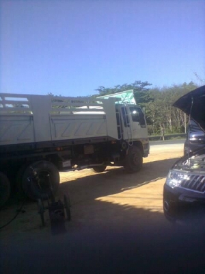 รถฮีโน่ 10 ล้อดั๊ม FM3M 240 แรงม้า ปี 39 สนใจติดต่อ 081 - 6079515