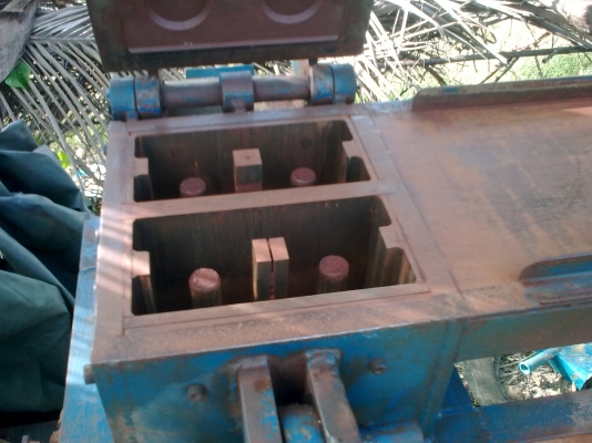 เครื่องอัดทำอิฐบล๊อกประสาน ไฮดรอลิก