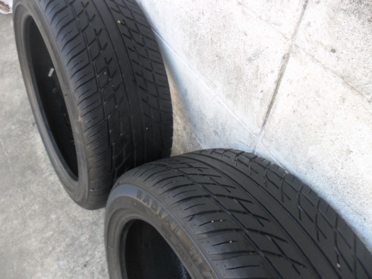 ยาง MAXXIS 215/45ZR17 ปี08 สวยๆ ยาง MAXXIS 215/45ZR17 ปี08 สวยๆ