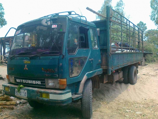 FUSO ไอ้หลงหกล้อยาว 6เมตร เครื่อง 6D14(160แรงม้า) ยาง900