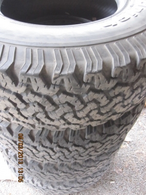 ขายแม็ก 15 ยาง BF 31/10.5/15 ATปี 4707 ดอกสวย หนาไม่มีปะ