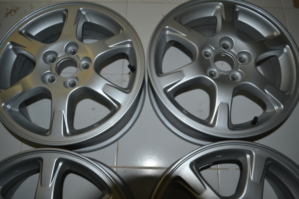 ขายล้อแม็ก 15 ถูกๆ