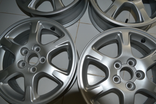 ขายล้อแม็ก 15 ถูกๆ