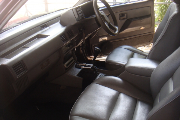 ขายด่วนรถครอบครัวสวยๆ ขายด่วนรถครอบครัวสวยๆ