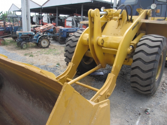 มาแล้ว KOMATSU WA300 -1  คุณภาพเยี่ยม รถนอก ไม่เคยใช้งานในไทย