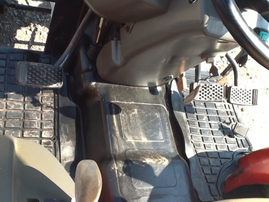 ยันร์ม่า EF352T 4 WD 2 เพลา ตัดหญ้า 1.20 เมตรใหม่ ทำงาน 1049 ชั่วโมง